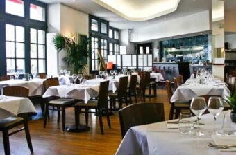 Article : Installation Électrique Complète pour Café Bastide à Bordeaux