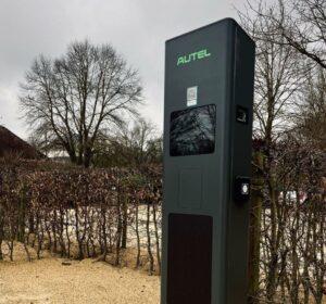 Article : Autel Maxicharger Ultra Street 2×22 kW